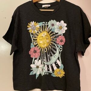 Donated to LA Fire victims. OUTLAW Woman’s crop t-shirt summer print